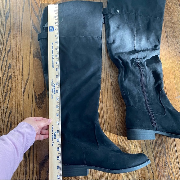 SUN + STONE Allicce Wide-Calf Over-The-Knee Boots in black micro faux Suede 8.5M - Picture 6 of 7